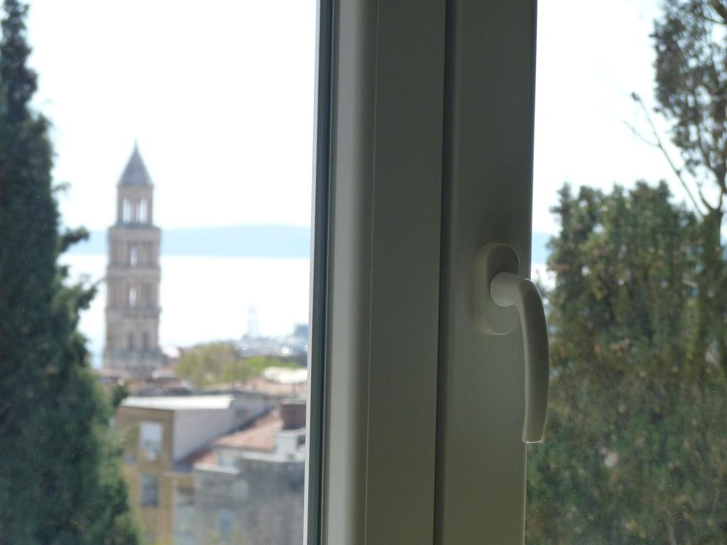 Apartments Fragola Split Rum bild